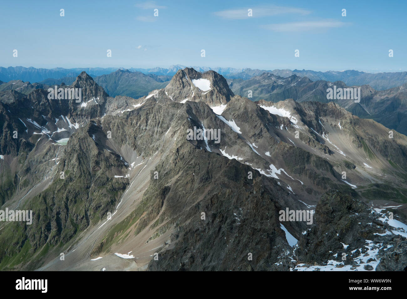 A Glaciated Mountain Landscape High Resolution Stock Photography And Images Alamy