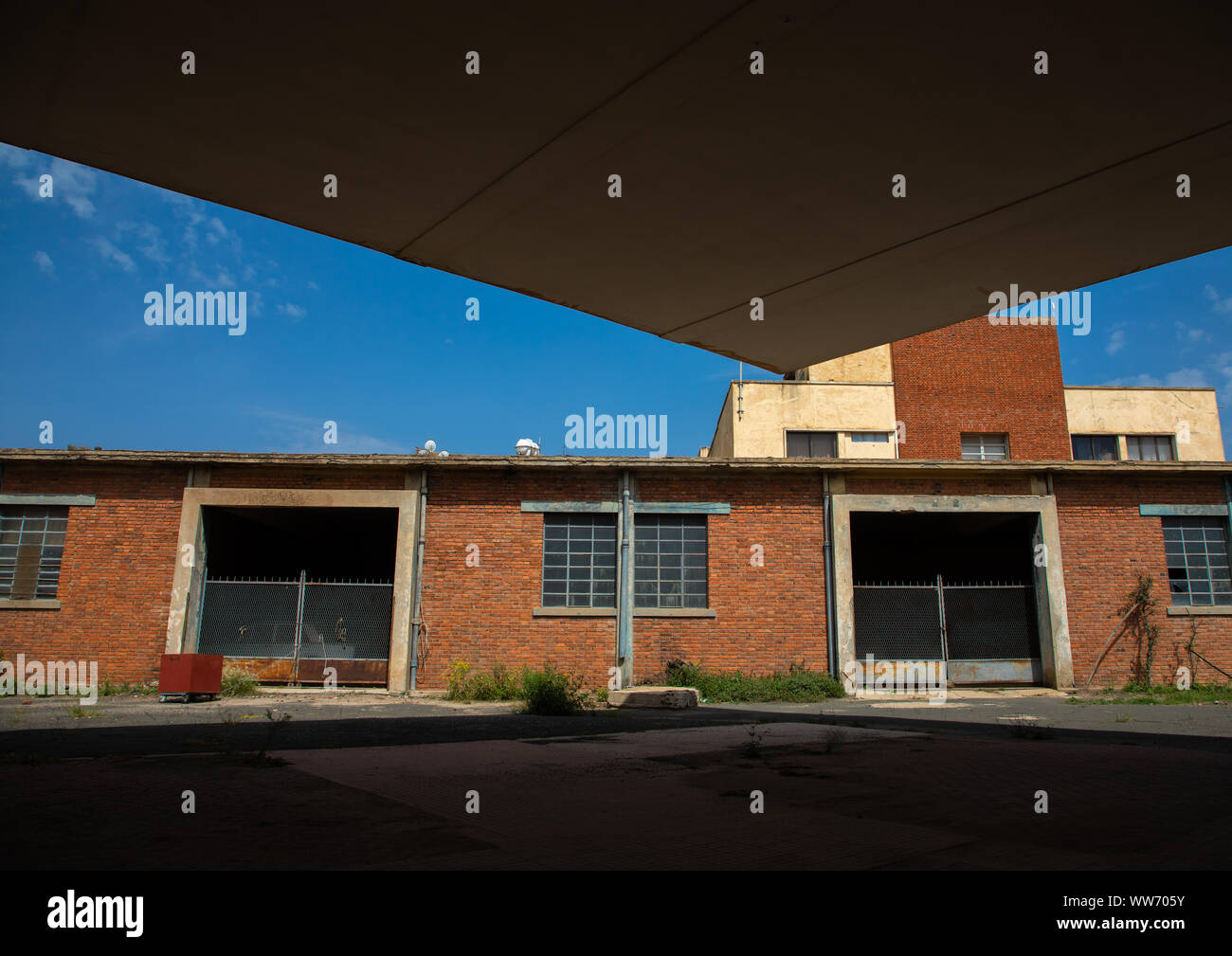 Futurist architecture of the FIAT tagliero service station built in 1938, Central region, Asmara, Eritrea Stock Photo