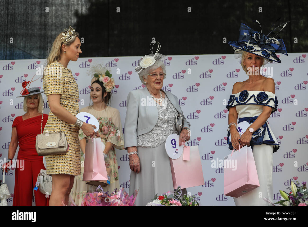 Ladies day 2019 best dressed online
