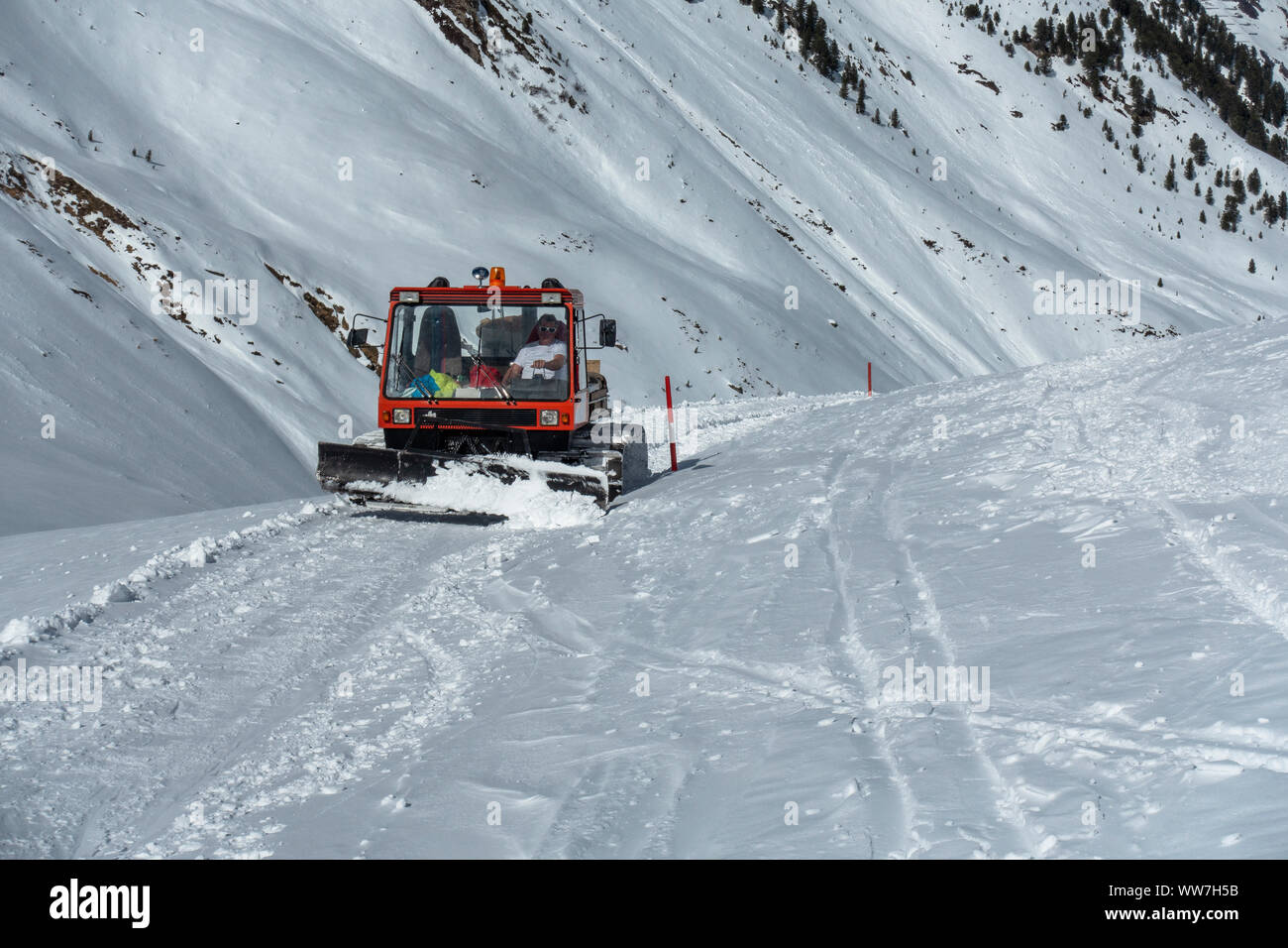 Austria, Tyrol, St. Sigmund in Sellrain, snowplough in the wintry Gleirschtal in Sellrain Stock Photo