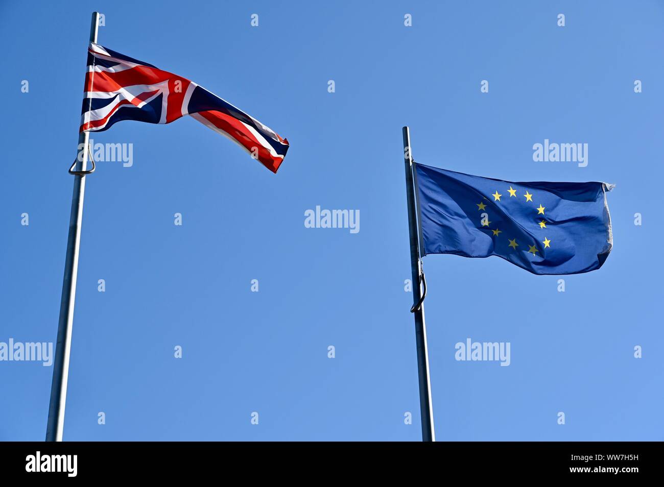 British Union Jack and European Union Flags flying side by side, City Hall, London. UK Stock Photo