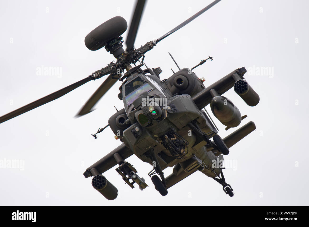 British Army Air Corps Westland Apache Attack Helicopter ZJ181 of 664 Squadron puts on a menacing display at the Royal International Air Tattoo. Stock Photo