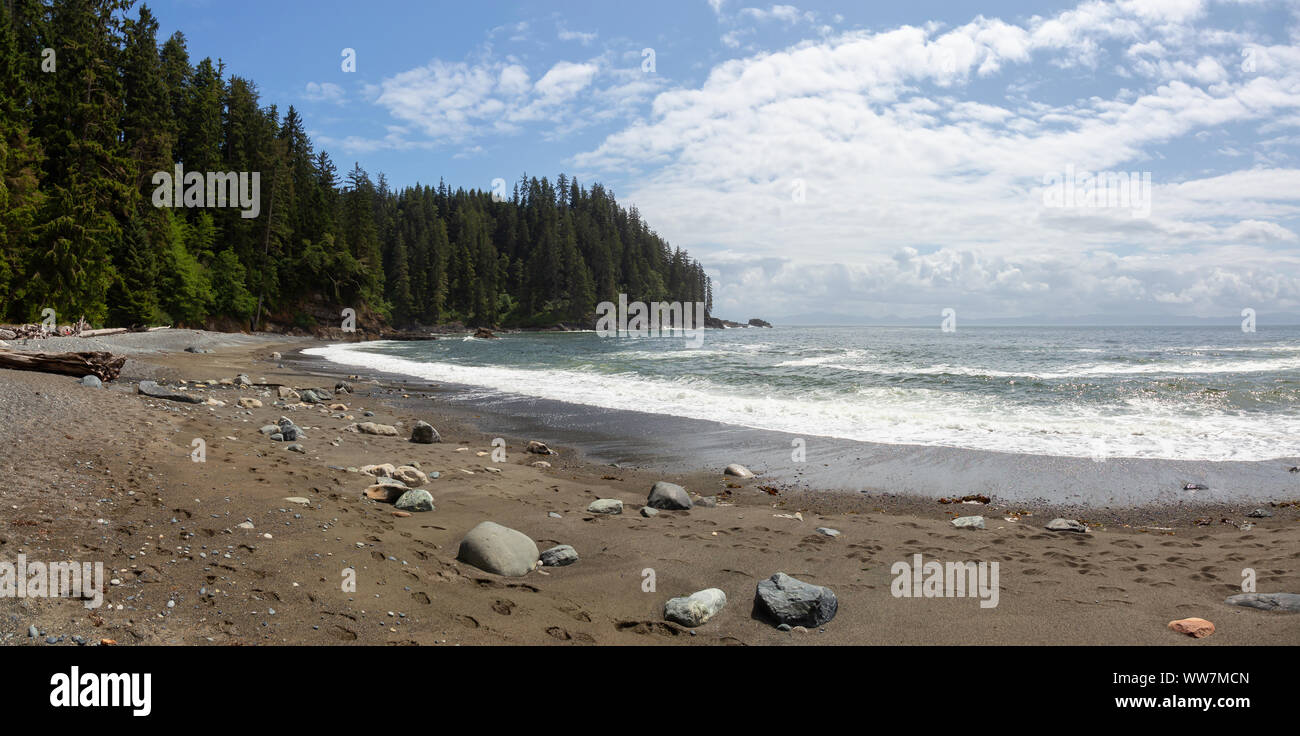 Beautiful Panoramic View of a rocky coast on the Juan de Fuca Trail ...