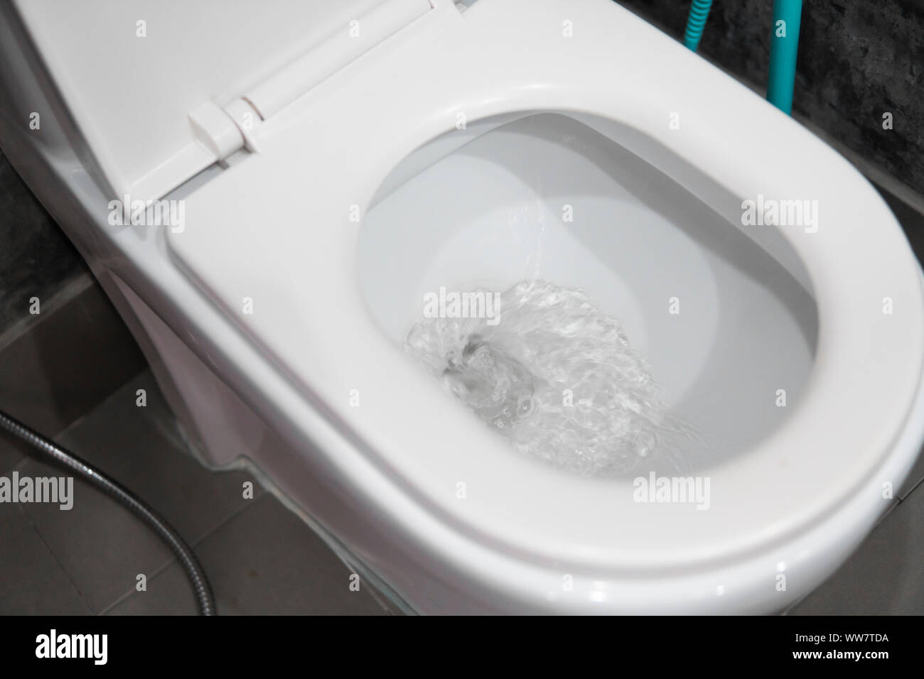 Toilet flush whirlpool hi-res stock photography and images - Alamy