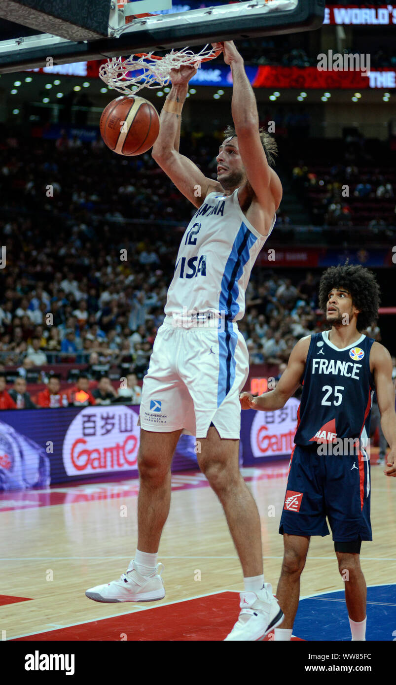 Marcos Delía (Argentina) dunking against France vs. FIBA Basketball World Cup China 2019, Semifinals Stock Photo