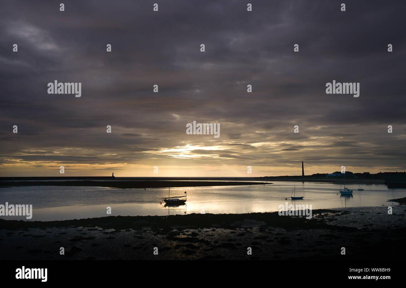 Where the river meets the sea hi-res stock photography and images - Alamy