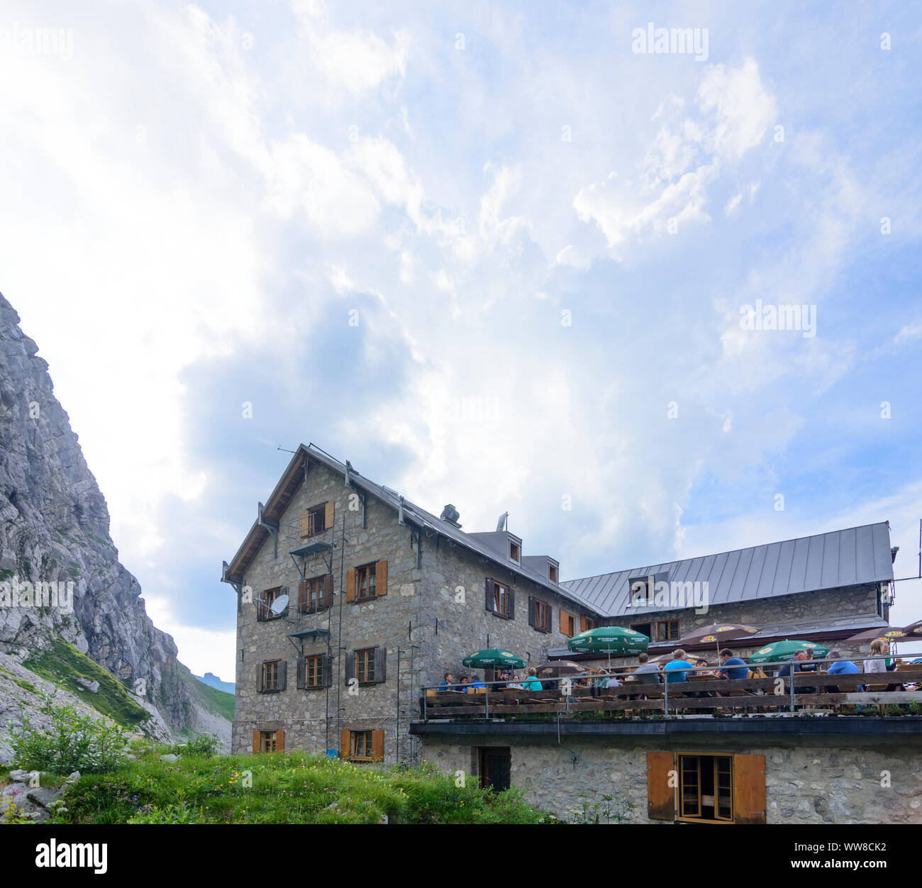 Mountain hut prinz luitpold haus hi-res stock photography and images - Alamy