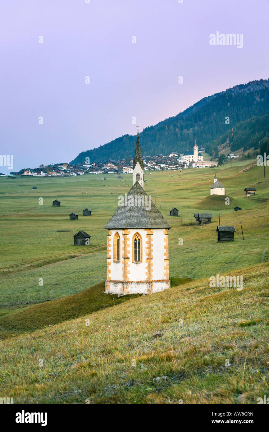 The romantic St Nicholas church, Obertilliach, Tiroler Gailtal, East Tyrol, Tyrol, Austria Stock Photo