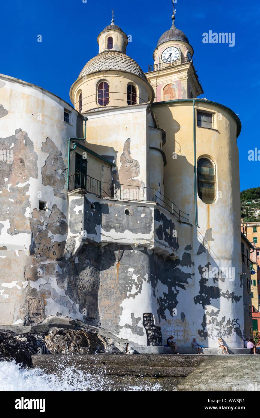 Basilica di Santa Maria Assunta (Church of Santa Maria Assunta) in Camogli- a fishing village in Liguria, Italy Stock Photo