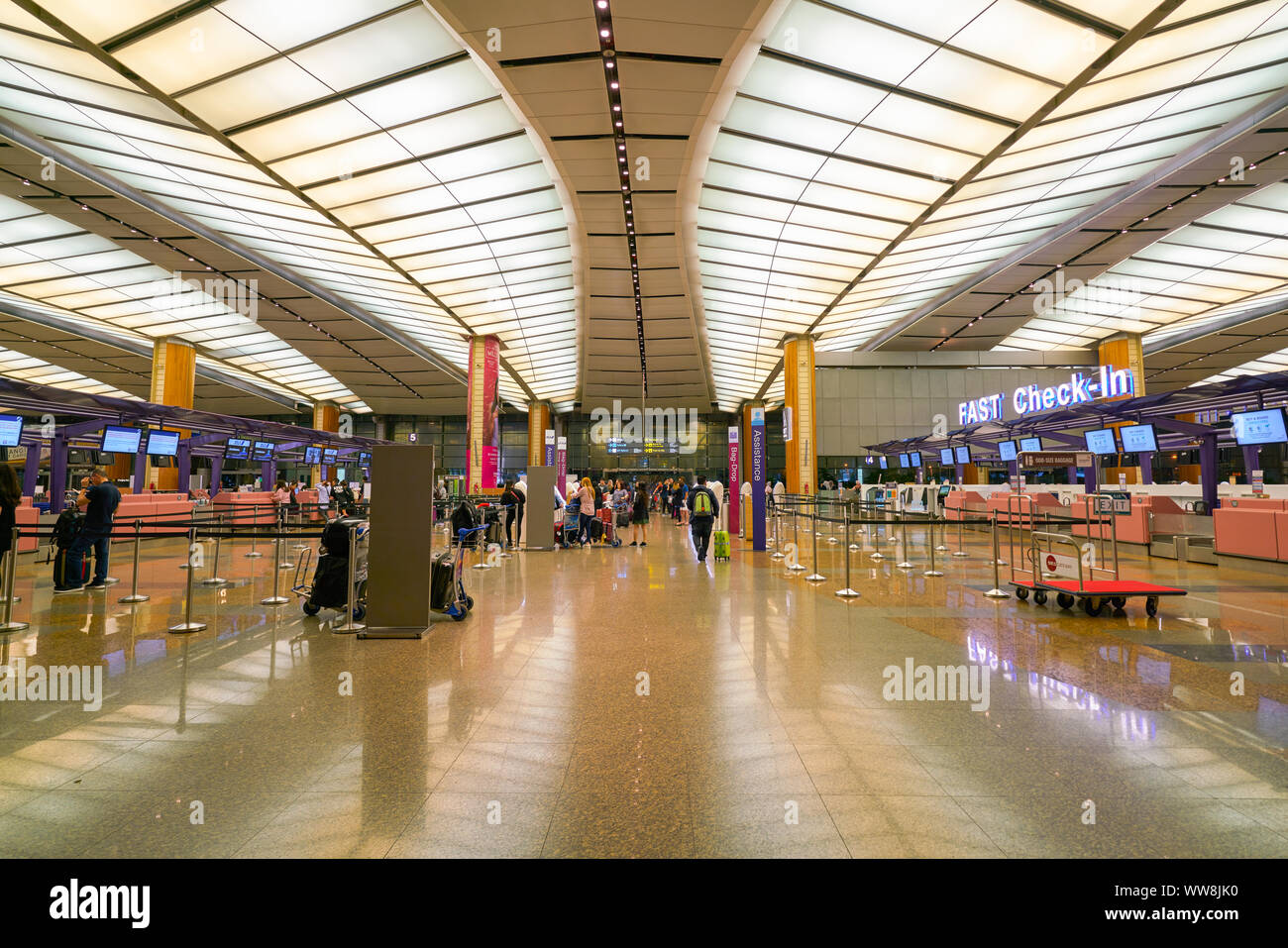 Singapore Changi Airport Terminal 2 ✈✈