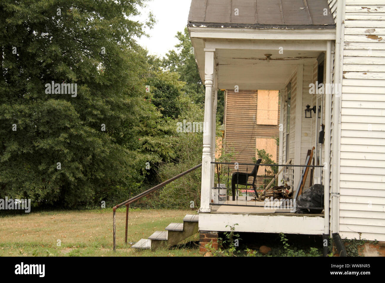 Unkempt house in Virginia, USA Stock Photo