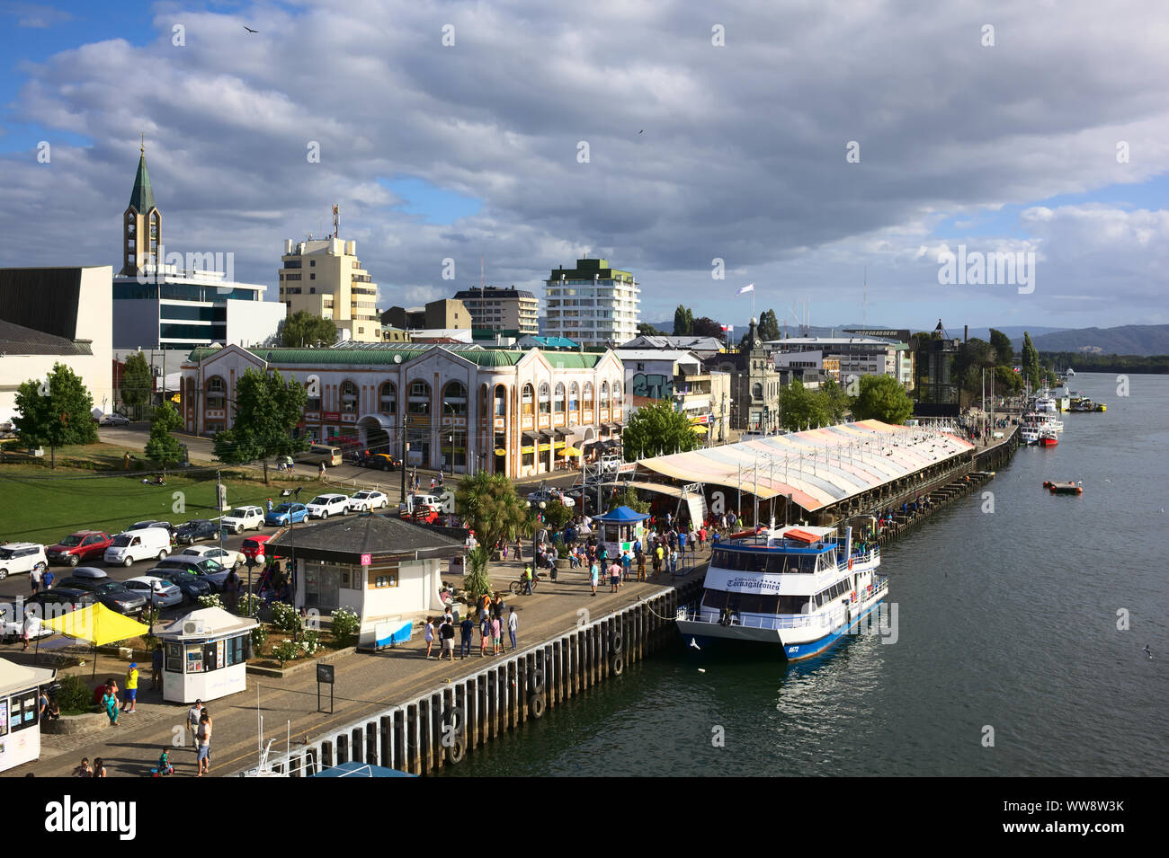 VALDIVIA, CHILE - FEBRUARY 3, 2016: View from Pedro de Valdivia bridge onto the riverside with the Feria Fluvial (Fish, fruit and vegetable market) Stock Photo