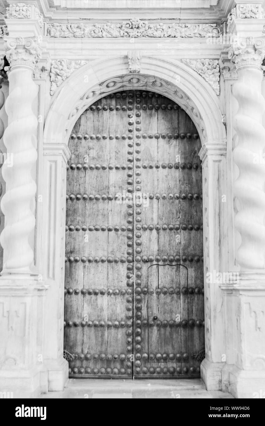 Arched wood door Black and White Stock Photos & Images - Alamy