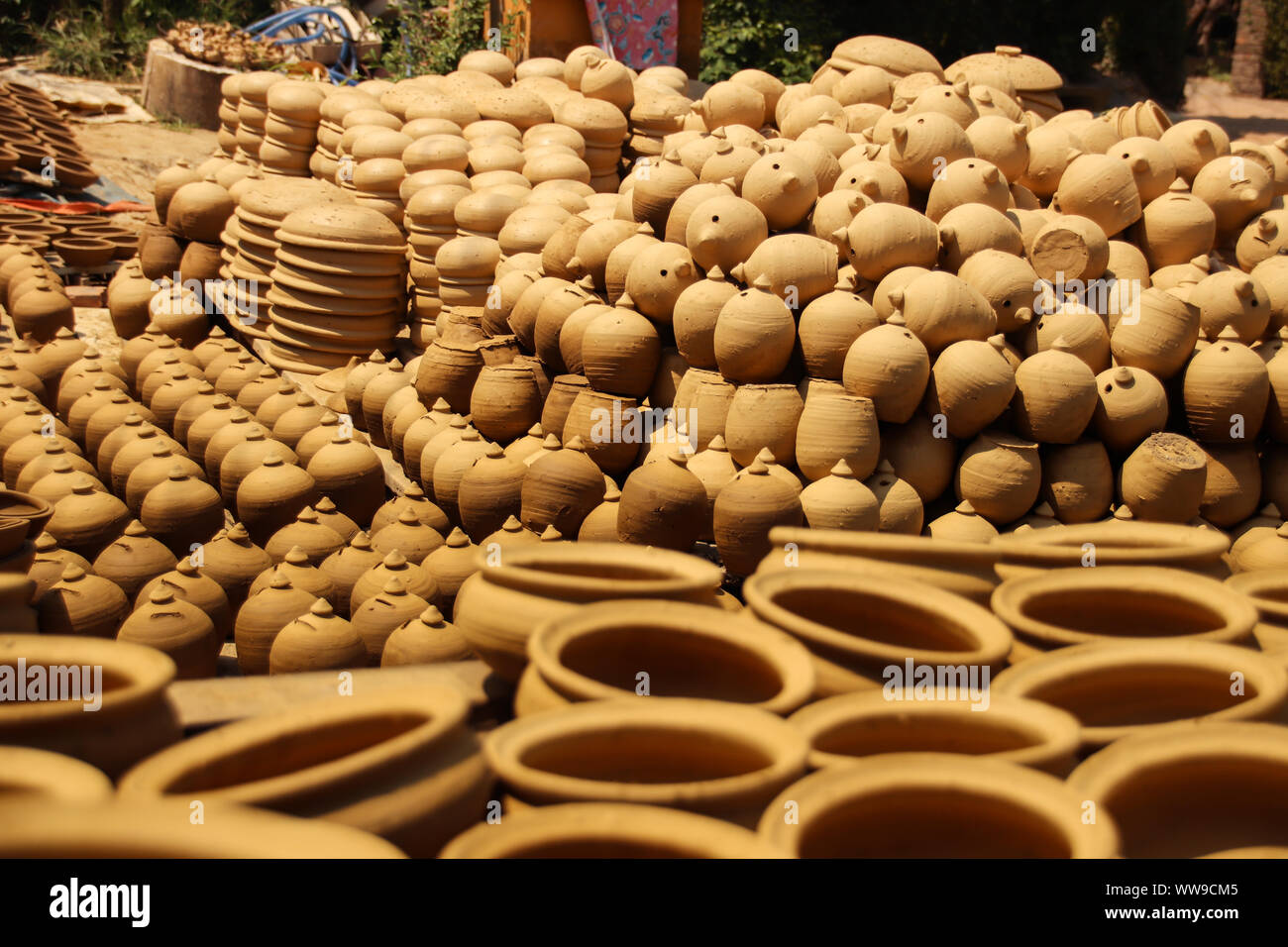 Clay pottery sold as souvenirs to tourist at Thanh Ha Pottery Village in Hoi An, Vietnam Stock Photo