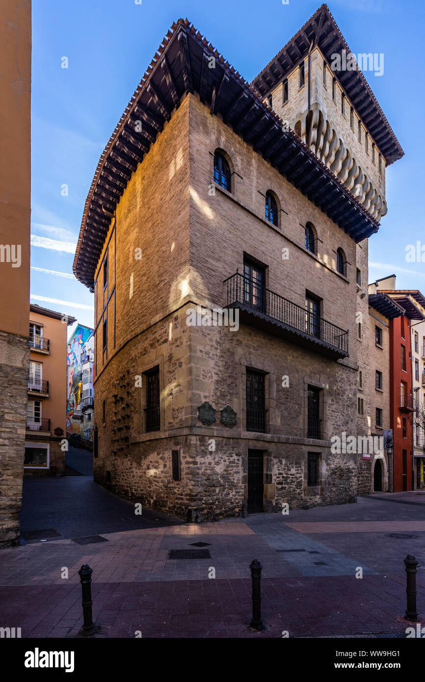 Torre de Dona Ochanda in the medieval historic center of Vitoria-Gasteiz, Alava, Basque Country, Spain Stock Photo