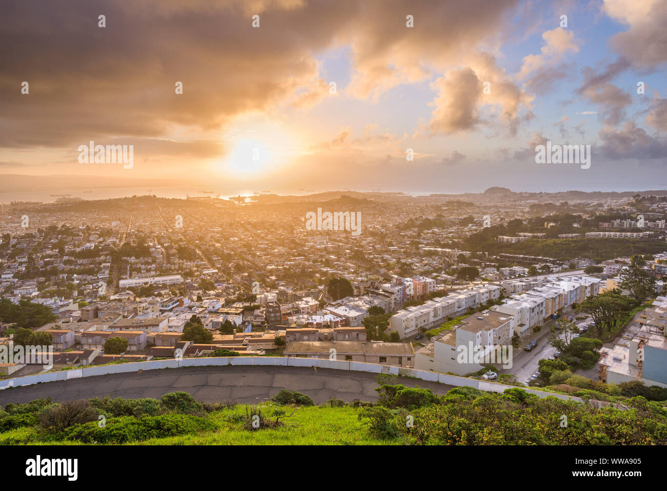 San Francisco, California, USA skyline from Twin Peaks in the morning. Stock Photo