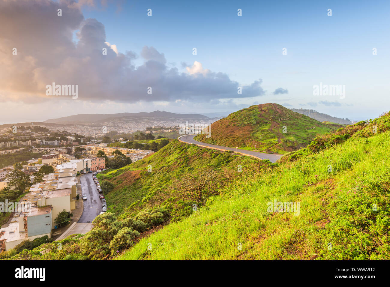 San Francisco, California, USA skyline from Twin Peaks in the morning. Stock Photo