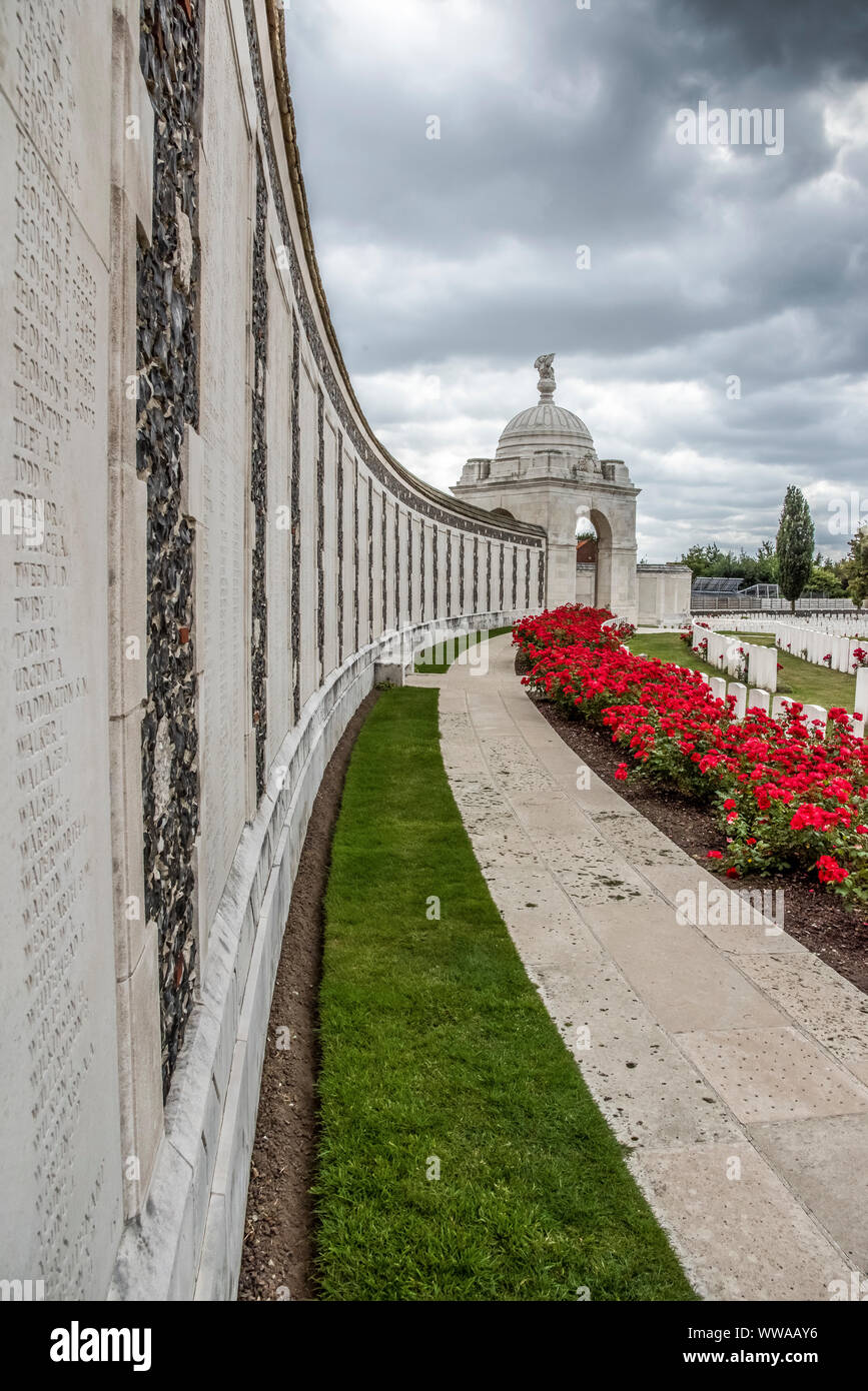 Worlds largest war memorial hires stock photography and images Alamy