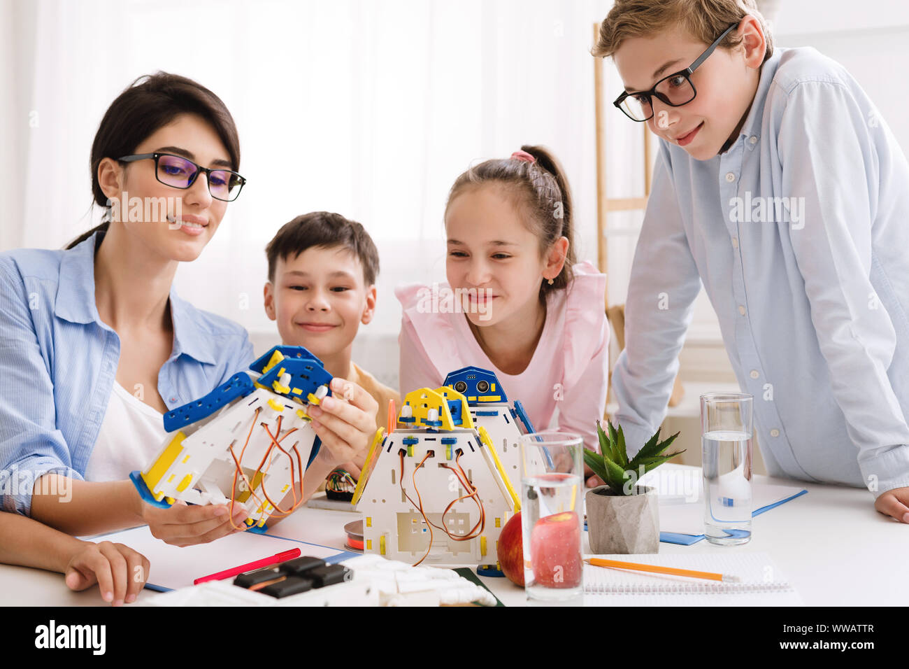 Children copy teacher hi-res stock photography and images - Alamy