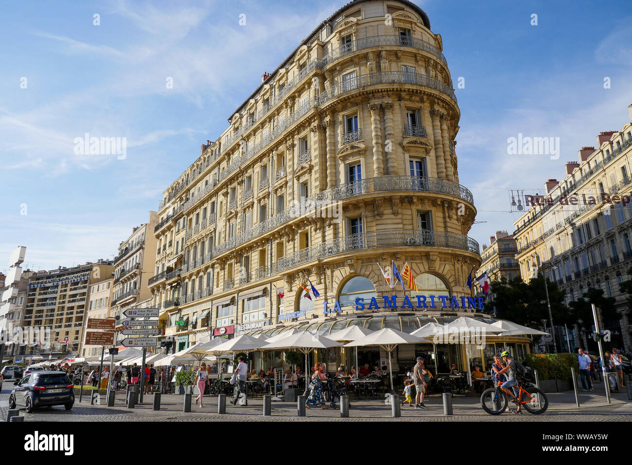 Famous Brasserie La Samaritaine, Le Vieux Port, in Marseille,  Bouches-du-Rhone, PACA, France Stock Photo - Alamy