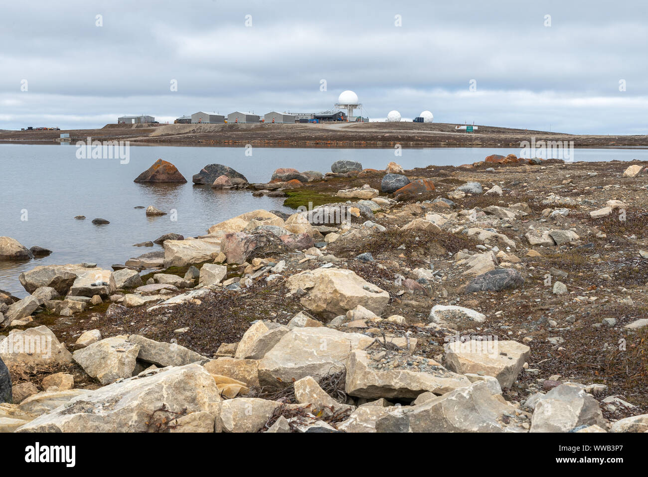 North American Aerospace Defense Command (NORAD) Radar in Cambridge Bay Stock Photo