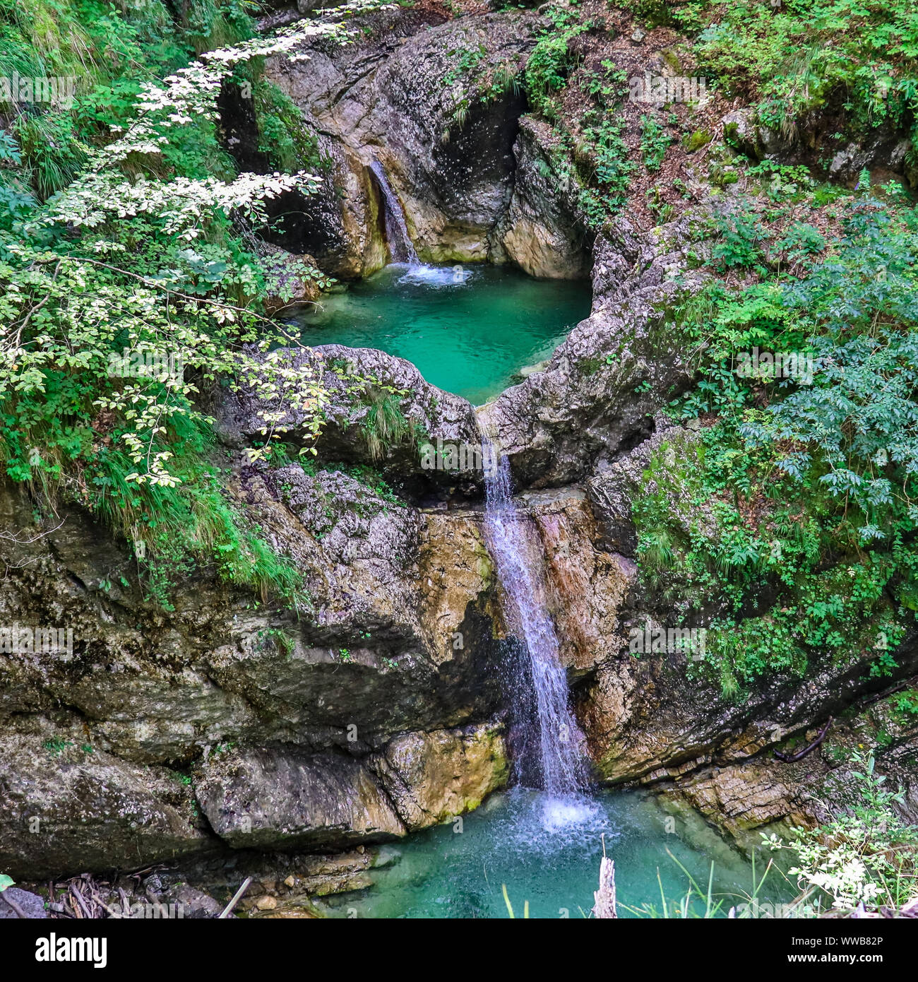 Details Of Double Milk Bowl Waterfalls Dvojna Latvica Near River details-of-double-milk-bowl-waterfalls-dvojna-latvica-near-river