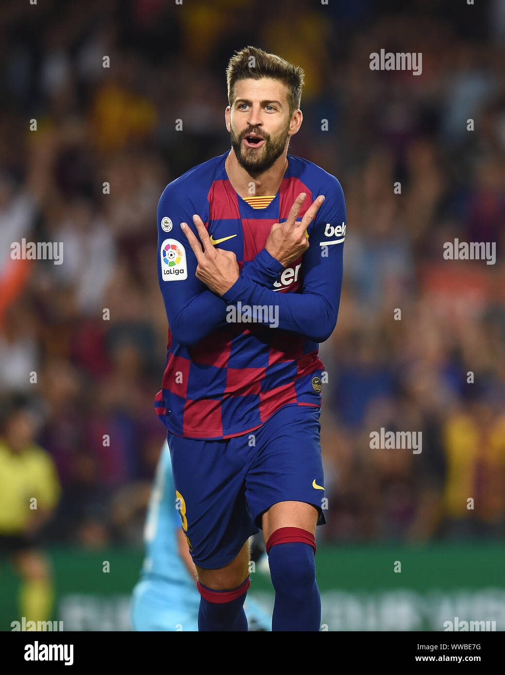Barcelona, Spain. LaLiga 2019/ 2020, date 4. Barcelona - Valencia. Gerard  Pique of FC Barcelona celebrates the 3-1 Credit: Pro Shots/Alamy Live News  Stock Photo - Alamy