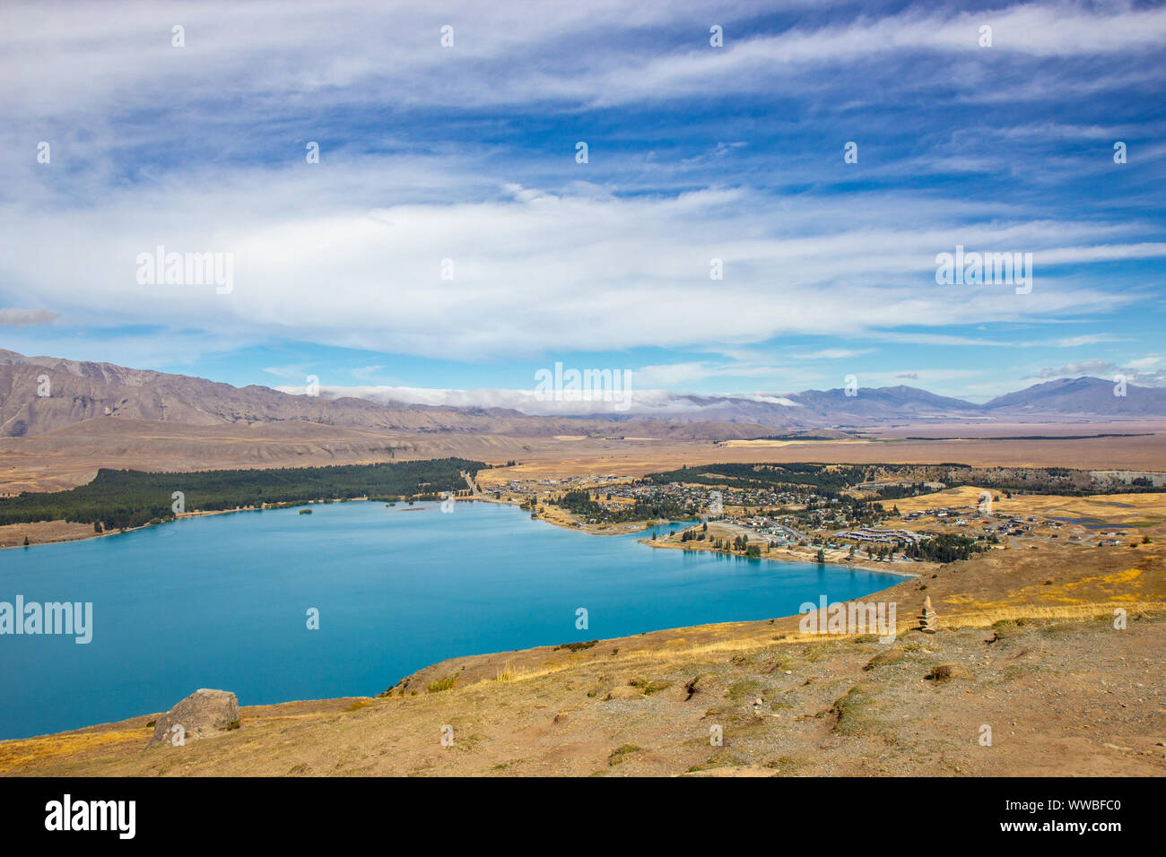 View of Lake Tekapo from Mount John observatory Stock Photo - Alamy