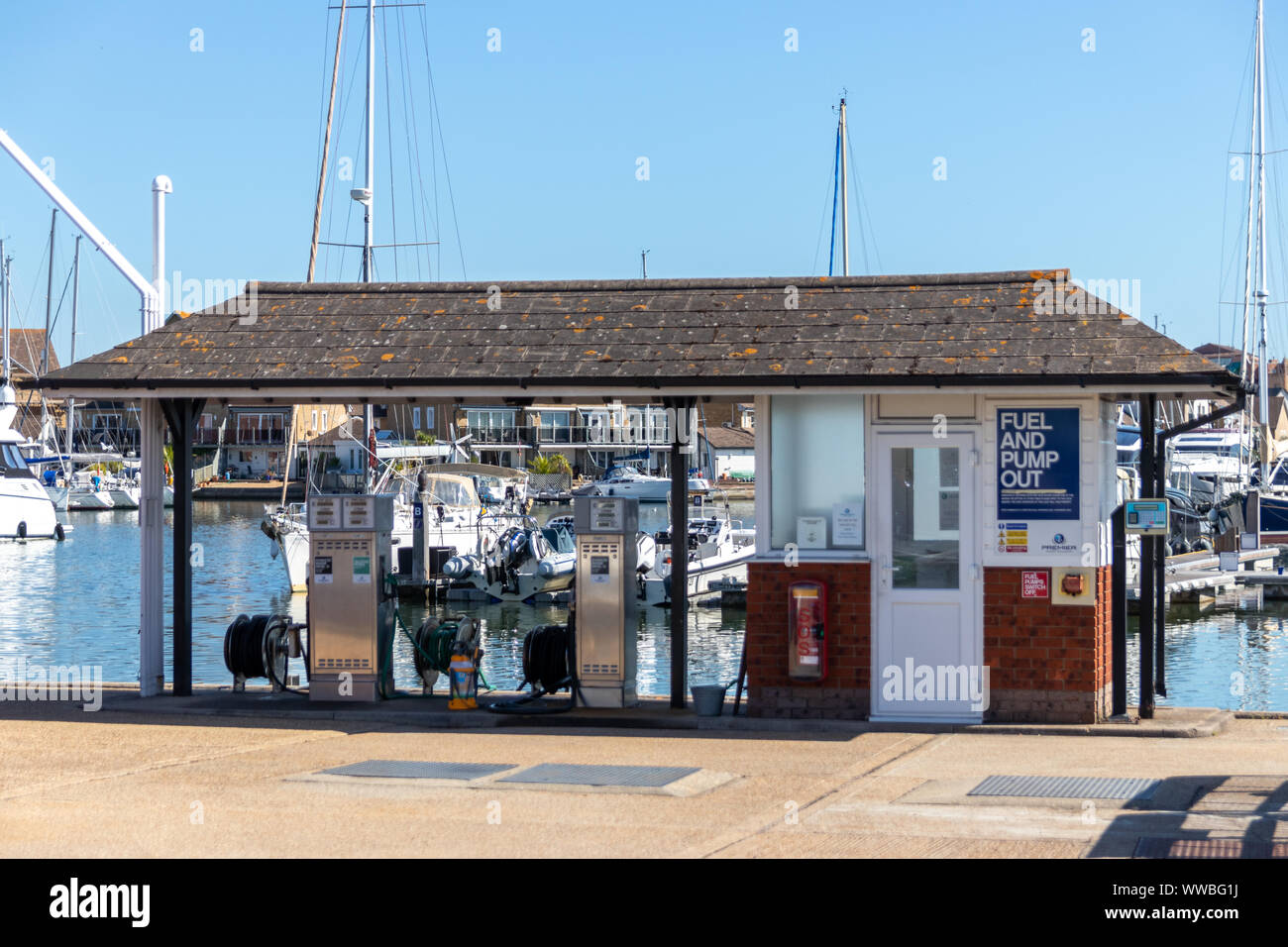Marina gas station hires stock photography and images Alamy