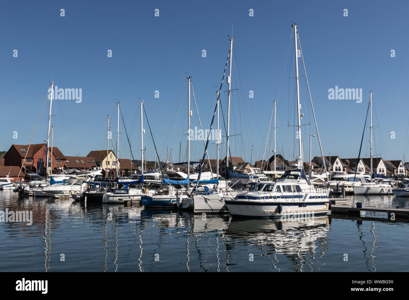 Sailing boats solent hires stock photography and images Alamy