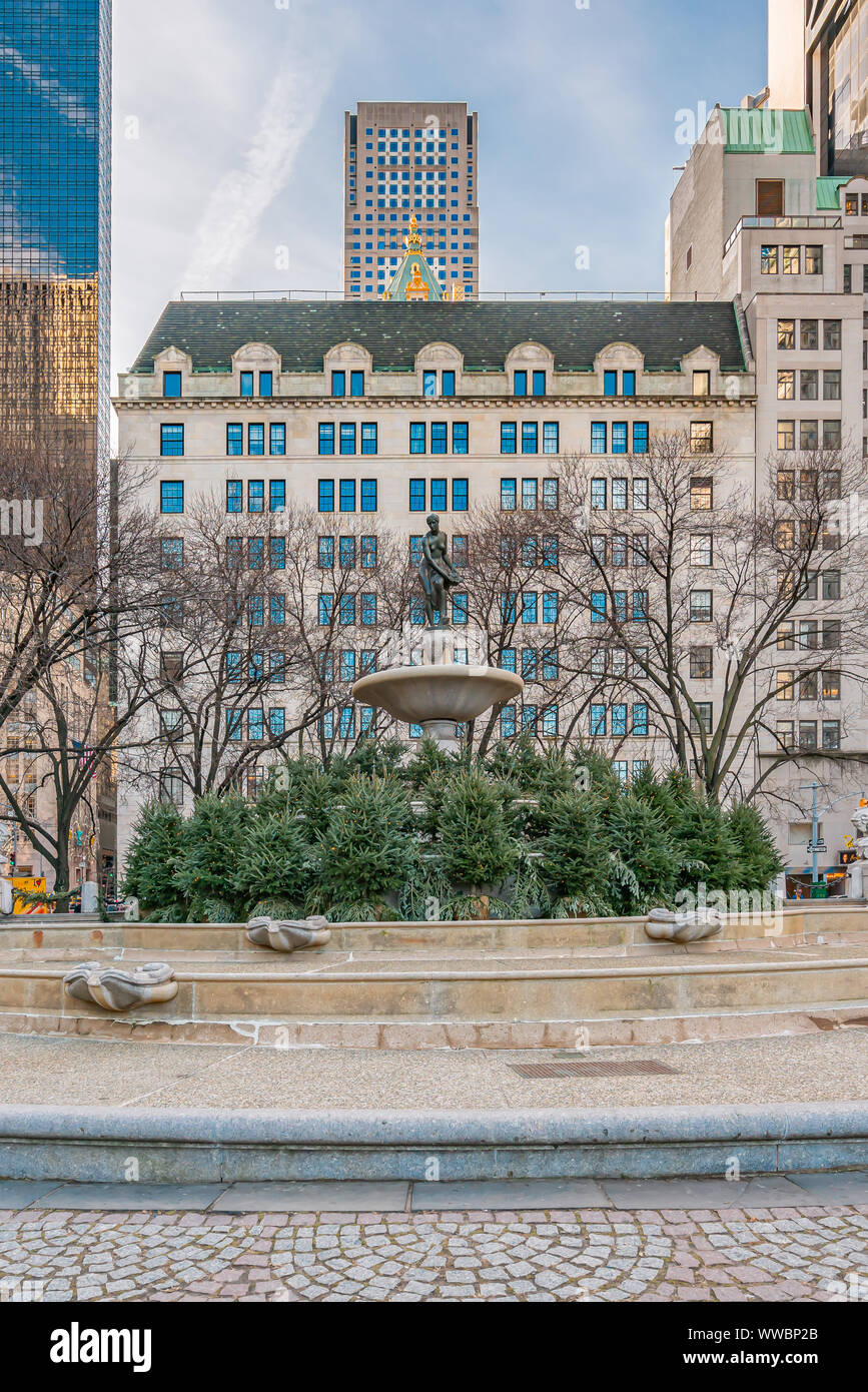 New York City, NY, USA - December, 2018 - Pulitzer Fountain, located in Manhattan's Grand Army Plaza. It was named after newspaper publisher Joseph Pu Stock Photo