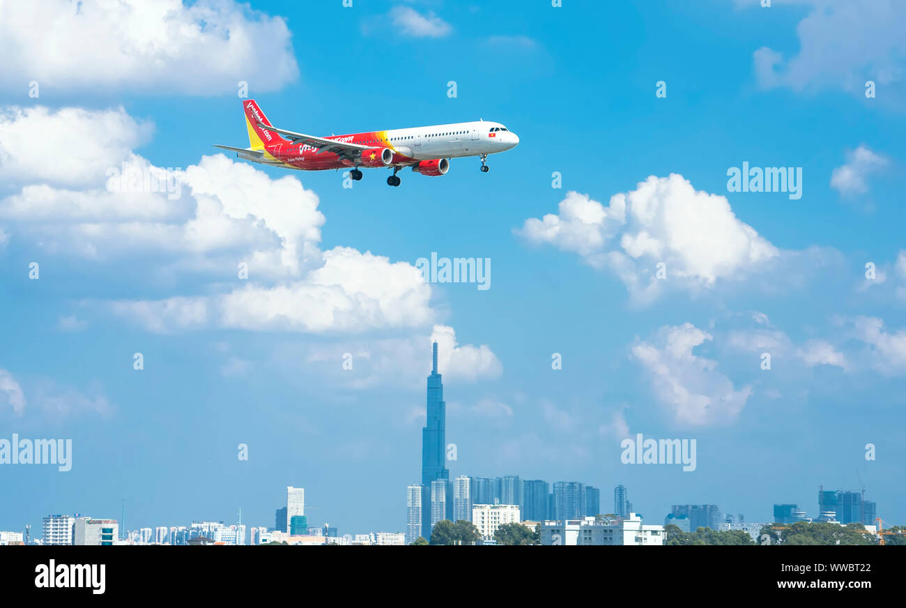 Airplane Airbus A321 Of Vietjet Air Flying Through Sky Prepare To Landing At Tan Son Nhat International Airport Ho Chi Minh City Vietnam Stock Photo Alamy