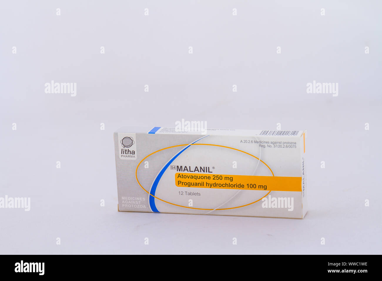 Malaria tablets hires stock photography and images Alamy