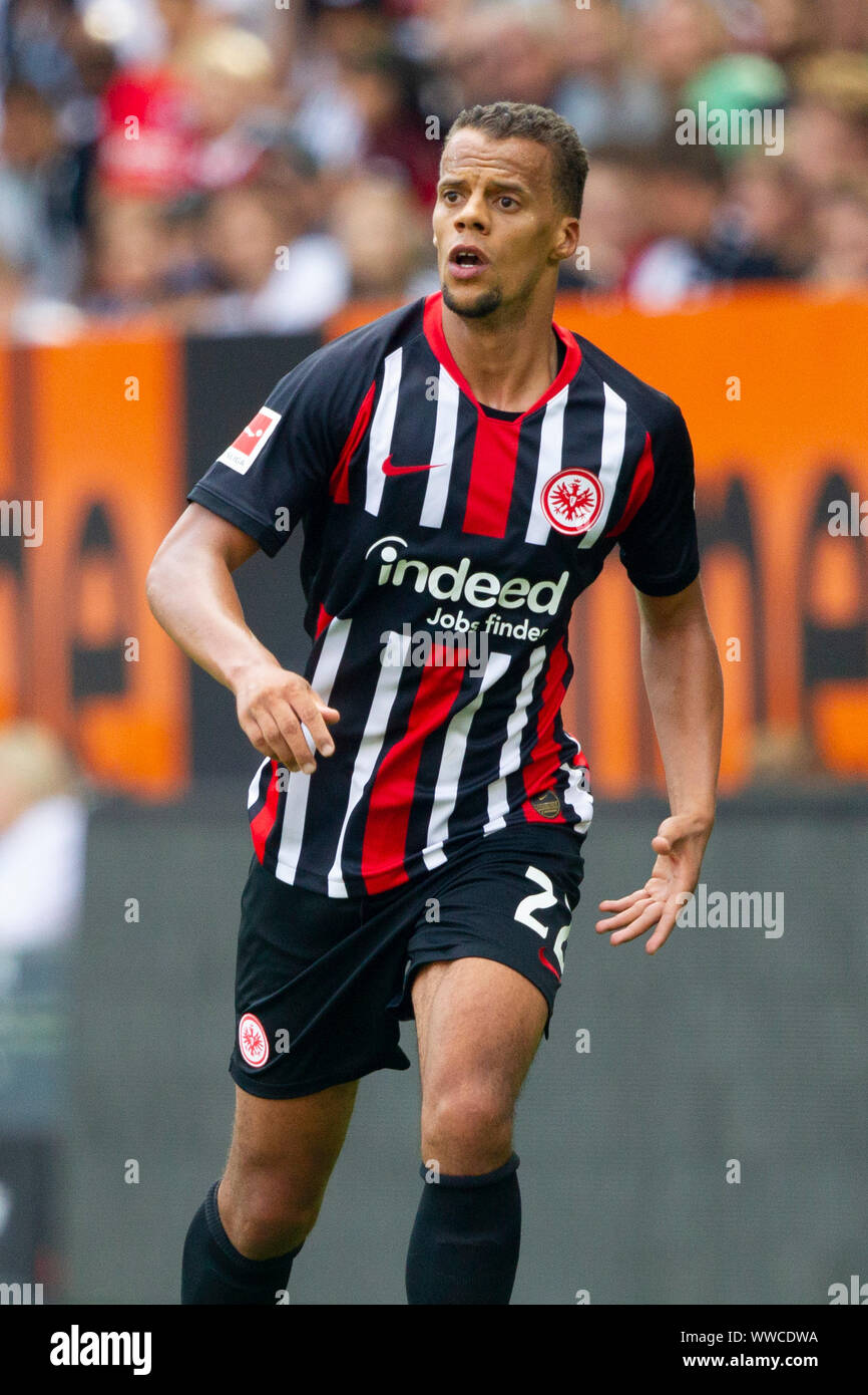 Timothy CHANDLER (F). Soccer, FC Augsburg (A) - Eintracht Frankfurt (F) 2: 1, Bundesliga, 4.matchday, season 2019/2020, on 14/09/2019 in Augsburg/WWKARENA/Germany. Editorial Note: DFL regulations prohibit any use of photographs as image sequences and/or quasi-video. ¬ | usage worldwide Stock Photo
