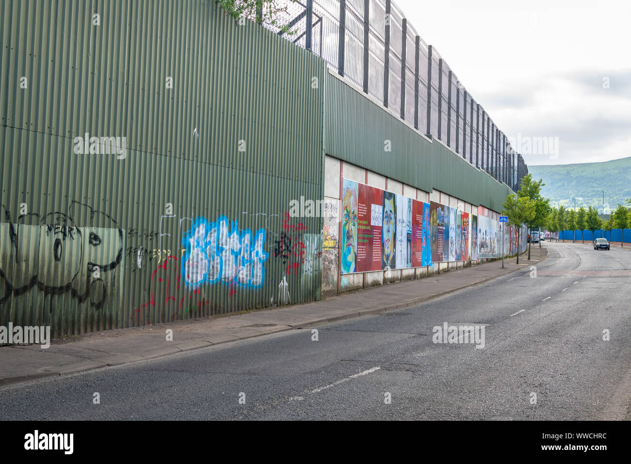 Peace wall, Cupar Way, Belfast, Northern Ireland Stock Photo