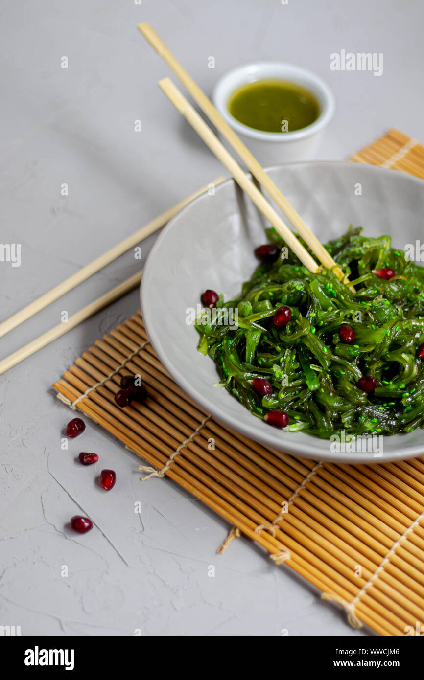 Purple seaweed hi res stock photography and images Page 17 Alamy