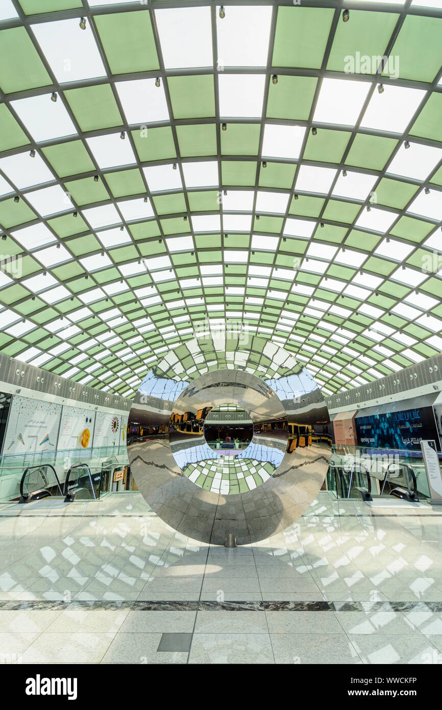 Shopping Mall Sculpture Art Stock Photos Shopping Mall Sculpture