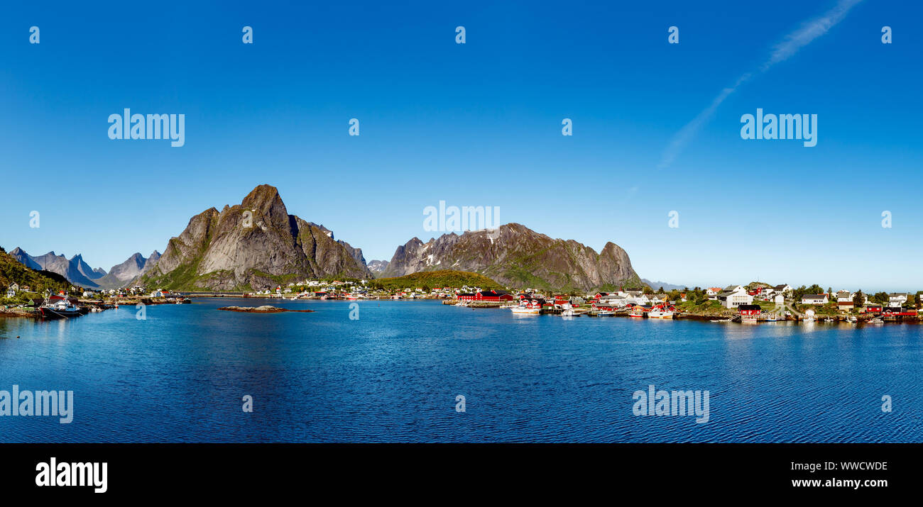 Panorama Lofoten is an archipelago in the county of Nordland, Norway. Is known for a distinctive scenery with dramatic mountains and peaks, open sea a Stock Photo