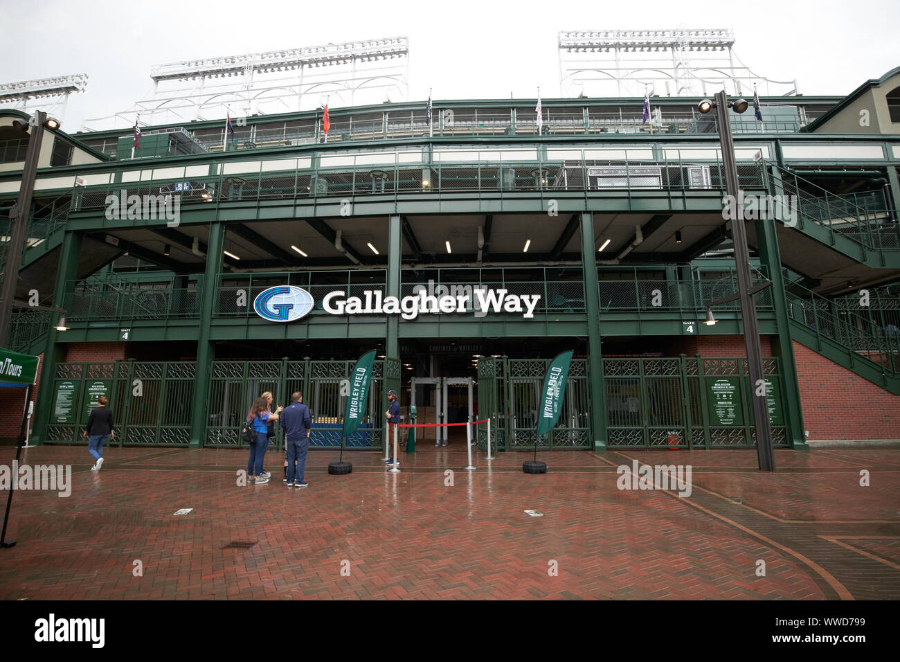 tour entrance to wrigley field Chicago Illinois USA Stock Photo Alamy