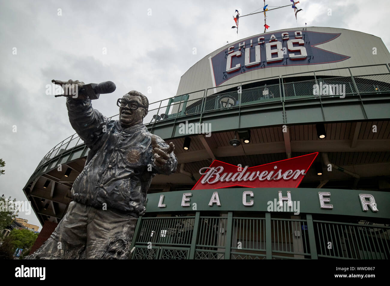 52 Harry Caray Statue Stock Photos, High-Res Pictures, and Images - Getty  Images