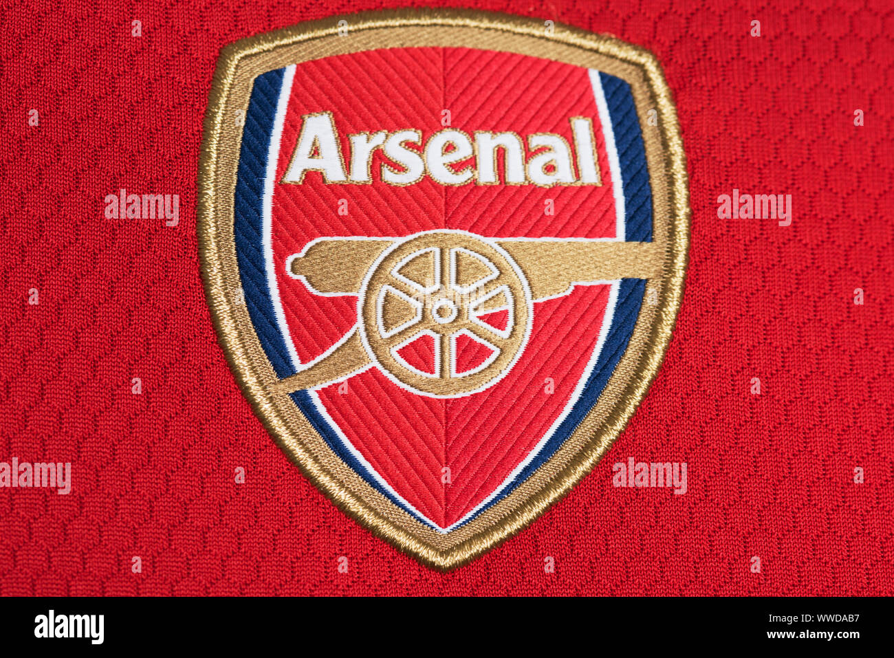 Arsenal logo hi-res stock photography and images - Alamy