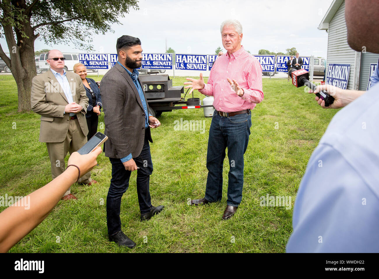 Former US President Bill Clinton at the annual barbeque party hosted by Iowa Senator Tom Harkins. Speculations ran high that Hillary Rodham Clinton would announce her candidacy for President 2016. Stock Photo