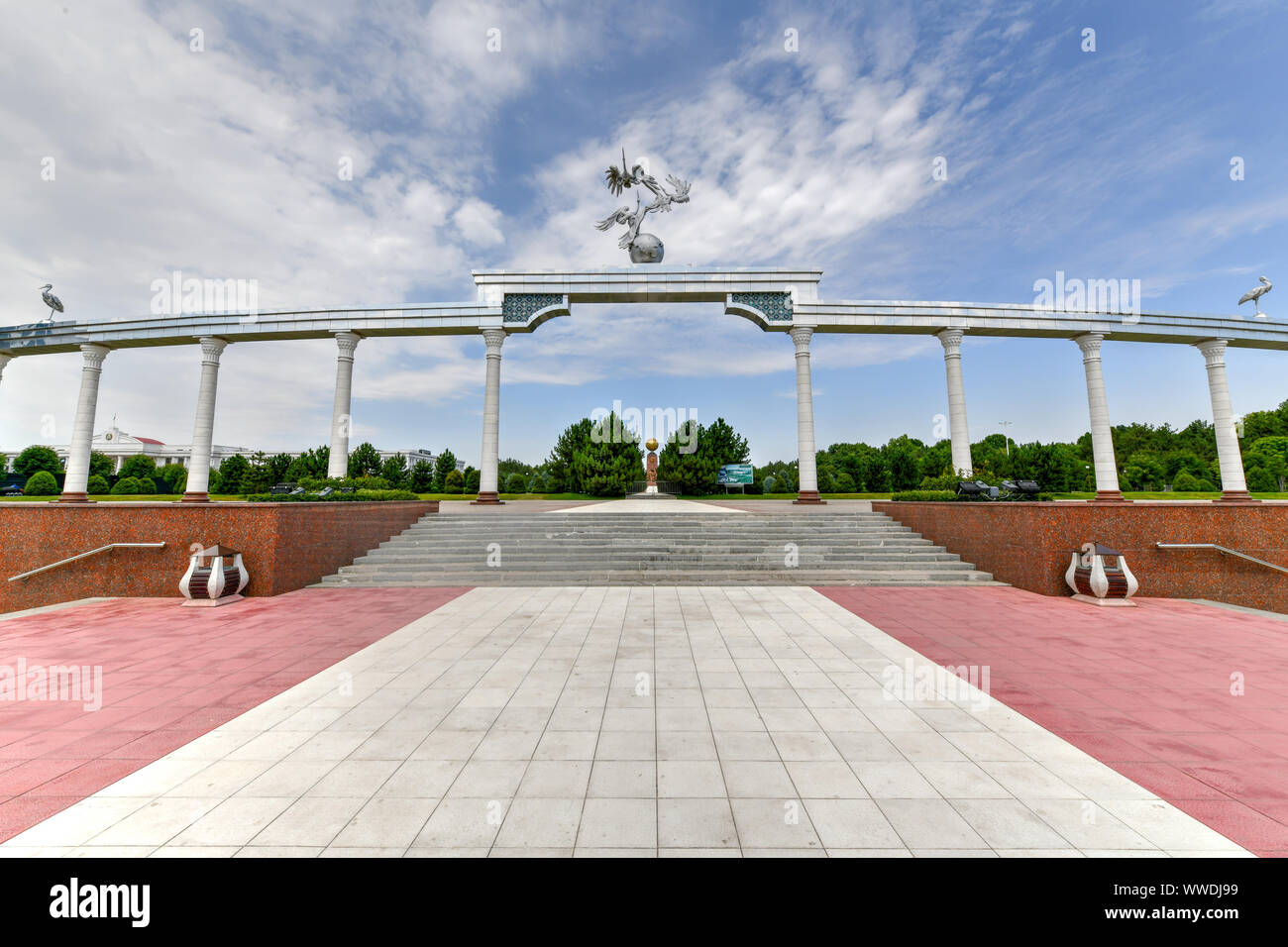 The fountains in the center of Tashkent on Independence Square, Uzbekistan. Stock Photo