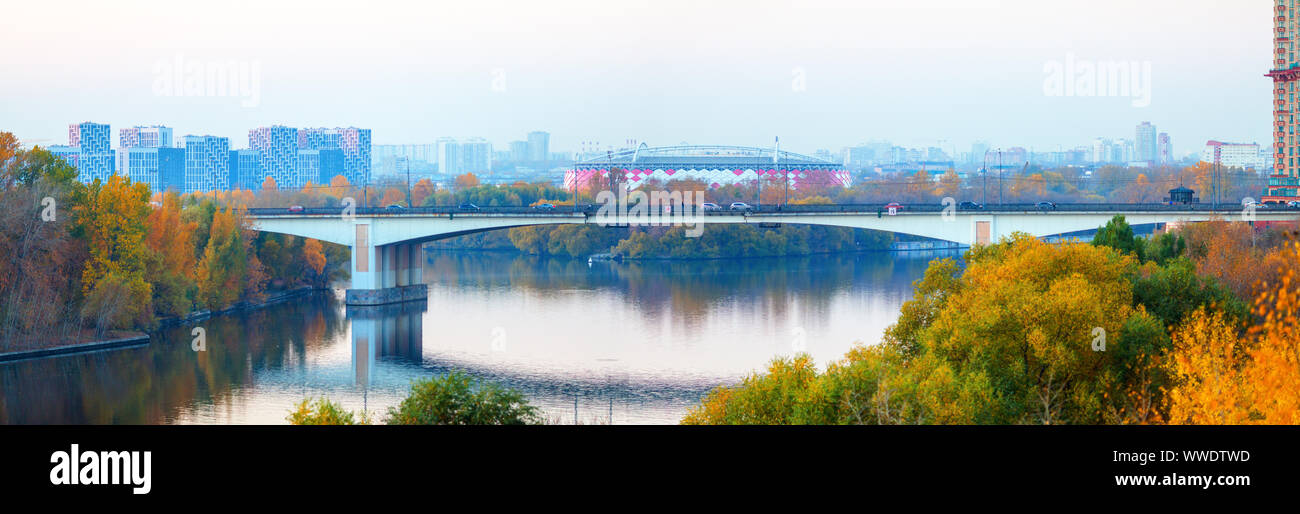 Picturesque bridge in moscow close hi-res stock photography and images ...