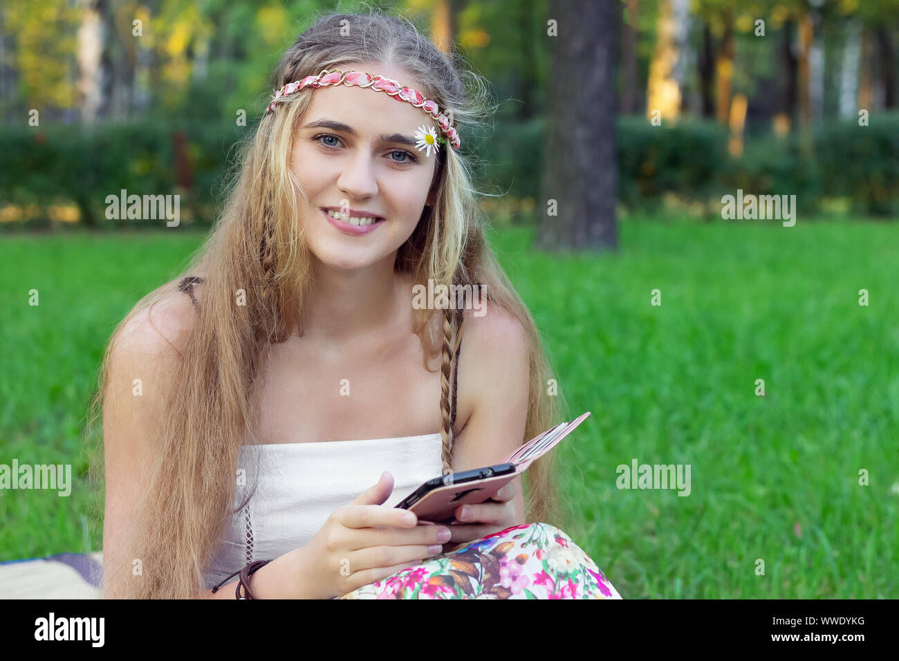 hippie girl online  internet shopping  cellphone student Stock Photo