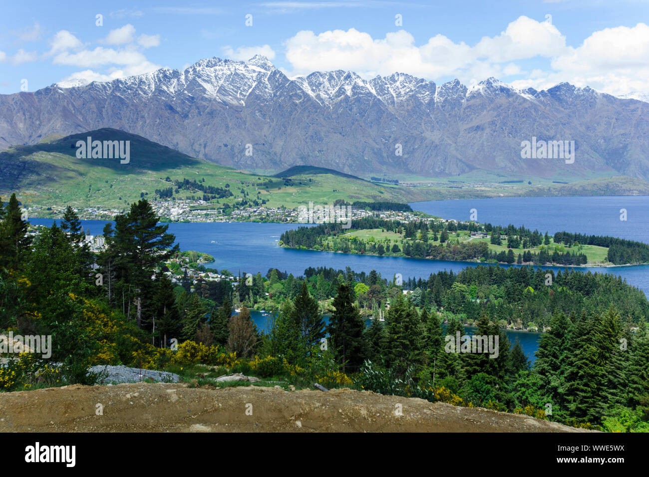 Queenstown, Lake Wakatipu, and The Remarkables mountains seen from Bob's Peak. Queenstown, Otago, New Zealand. Stock Photo