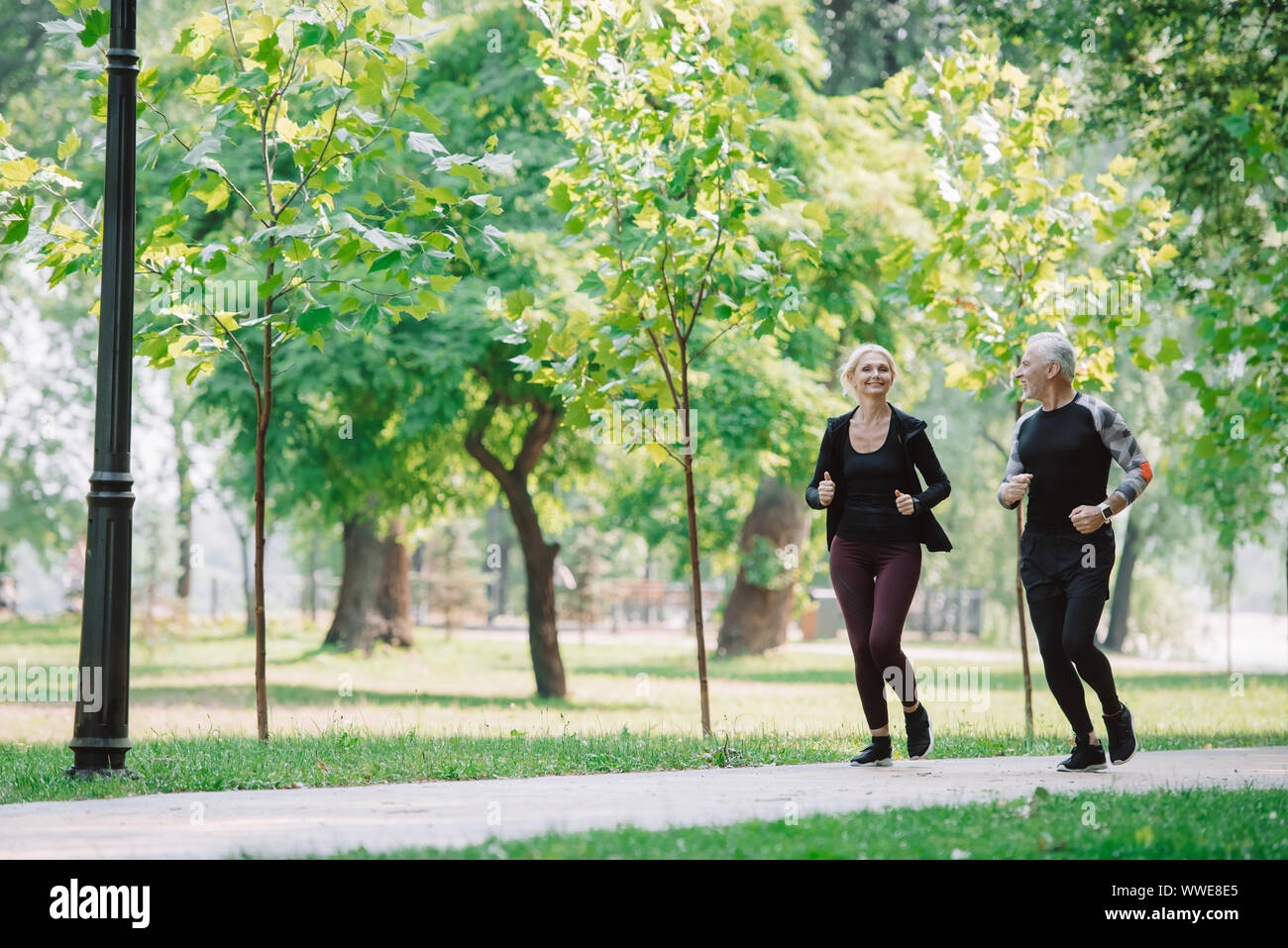 Mature sportswoman in workout hi-res stock photography and images - Alamy