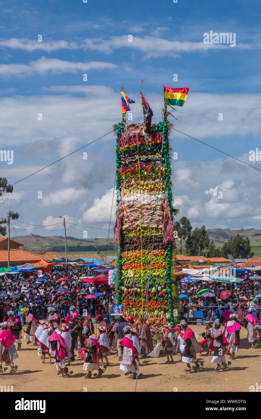 Annual Carnival in March, celebrating the battle of Jumbati in 1816, which started Bolivian independence from Spain, Tarabuco, Sucre, Bolivia Stock Photo