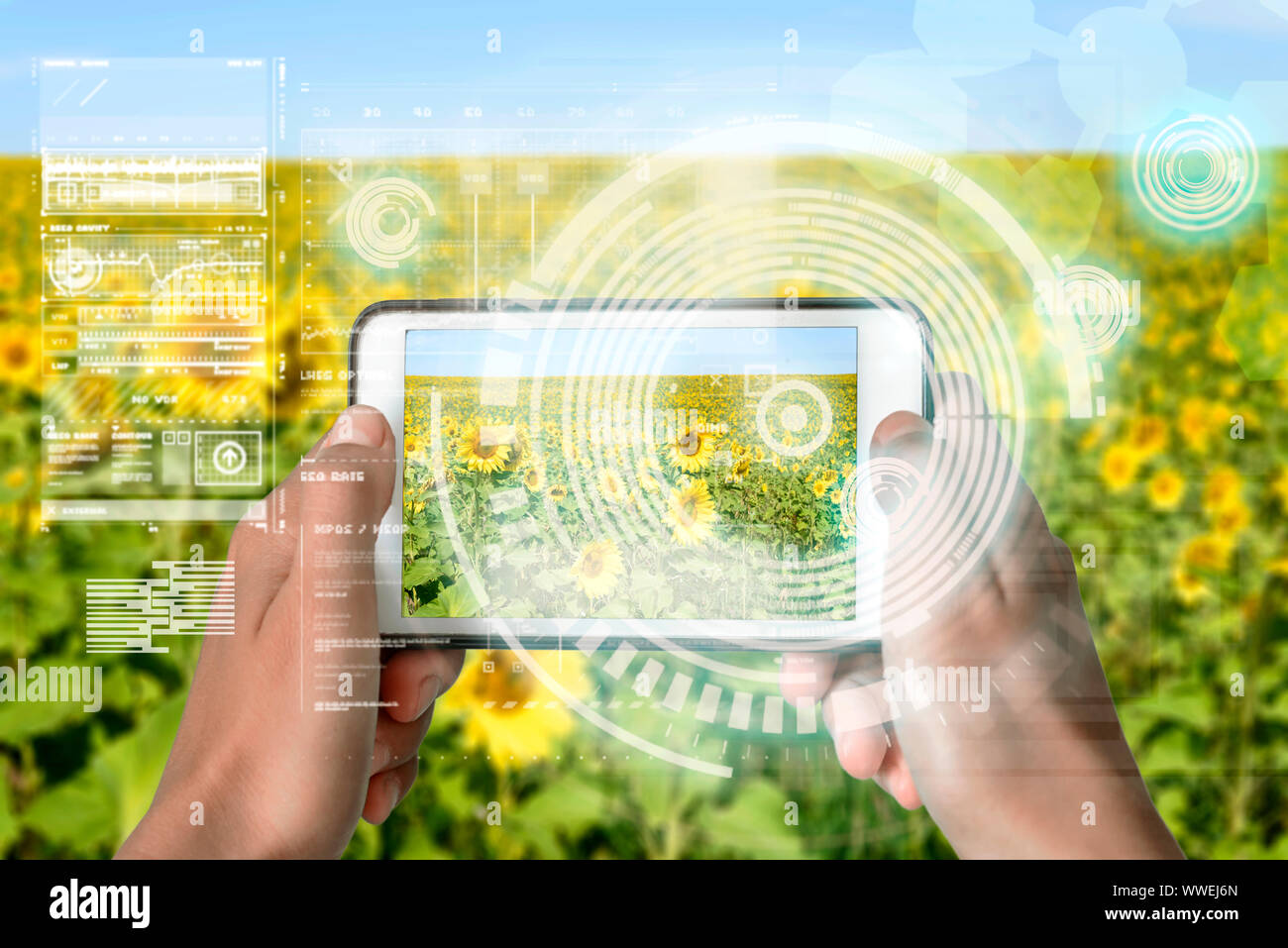 Augmented Reality device using smart technology, mixing virtual and