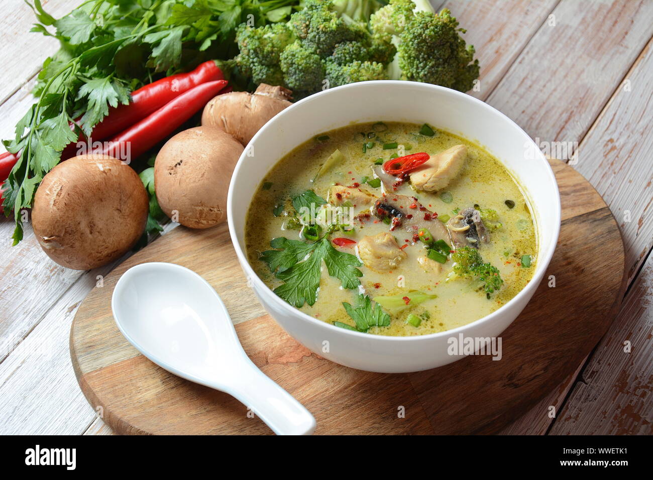 mushroom thai green curry